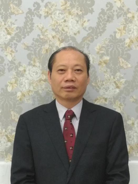 劉先德(ABC(杜拜)資本證券(STARABC FINANCINGBROKERLLC)董事局主席) 劉先德(ABC(杜拜)資本證券(STARABC FINANCINGBROKERLLC)董事局主席)