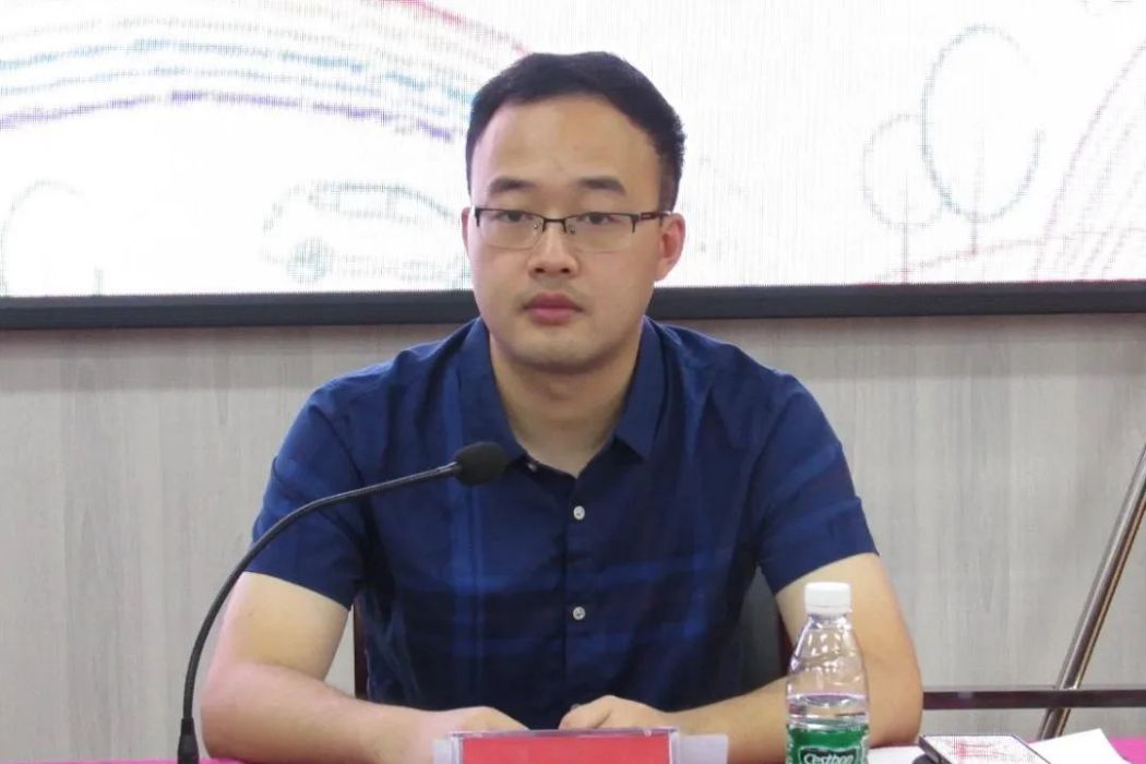 何浩灝 何浩灝