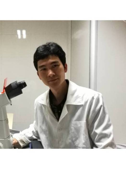 曹雄(南方醫科大學基礎醫學院教授,博士生導師) 曹雄(南方醫科大學基礎醫學院教授,博士生導師)