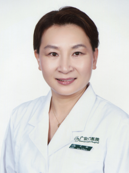 於彬(中國中醫科學院廣安門醫院皮膚科主任醫師) 於彬(中國中醫科學院廣安門醫院皮膚科主任醫師)